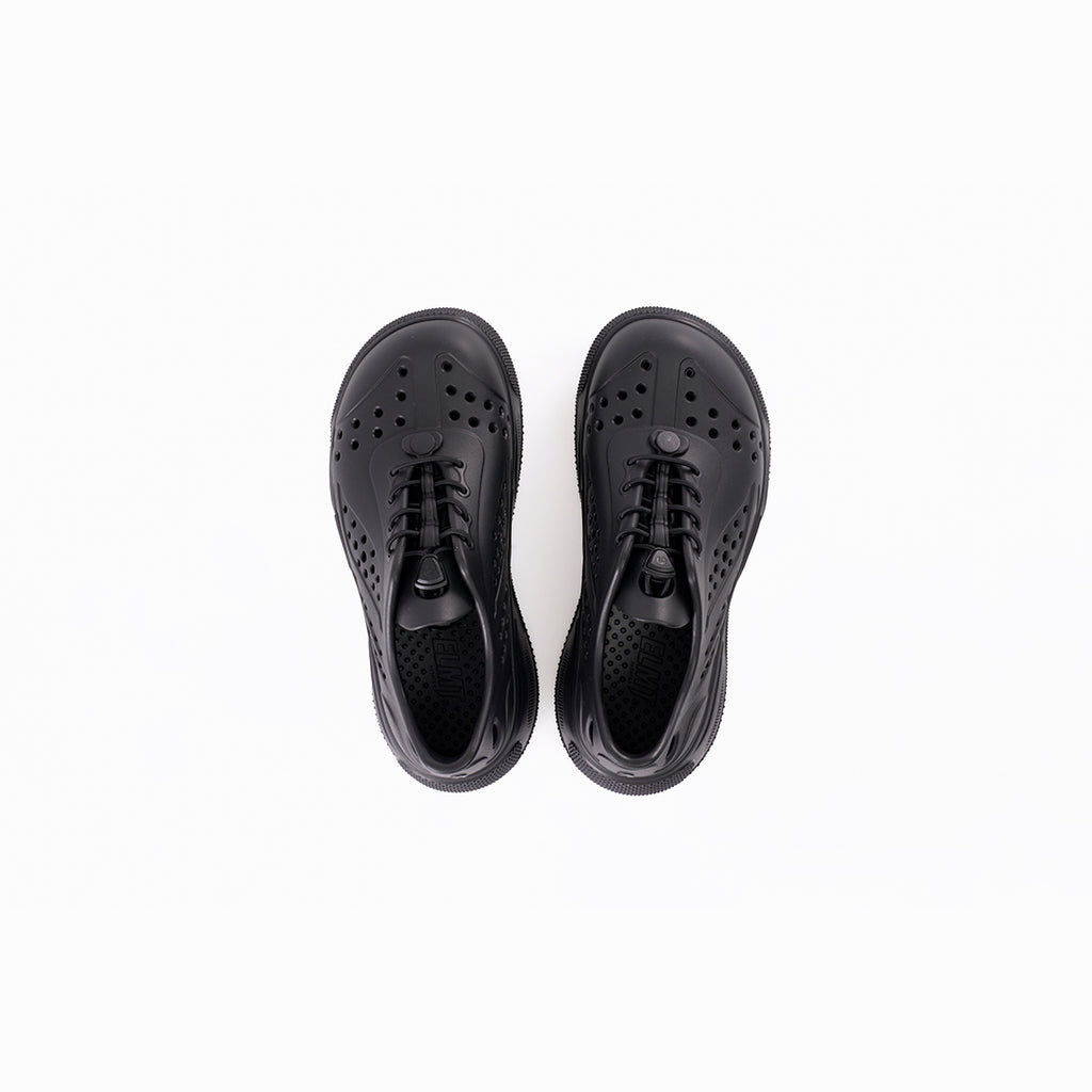 AERO Shadow Black