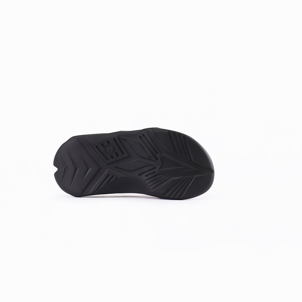 STRATA Obsidian Black